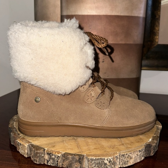 Abeo Women's Imelda Shearling Boots, Tan/Brown - Picture 5 of 15